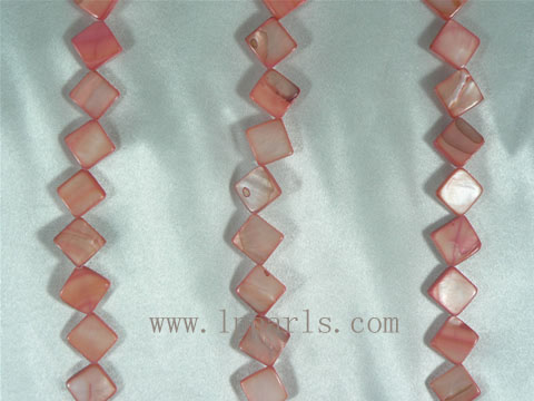 five strands of 11.5mm square shaped shell strands